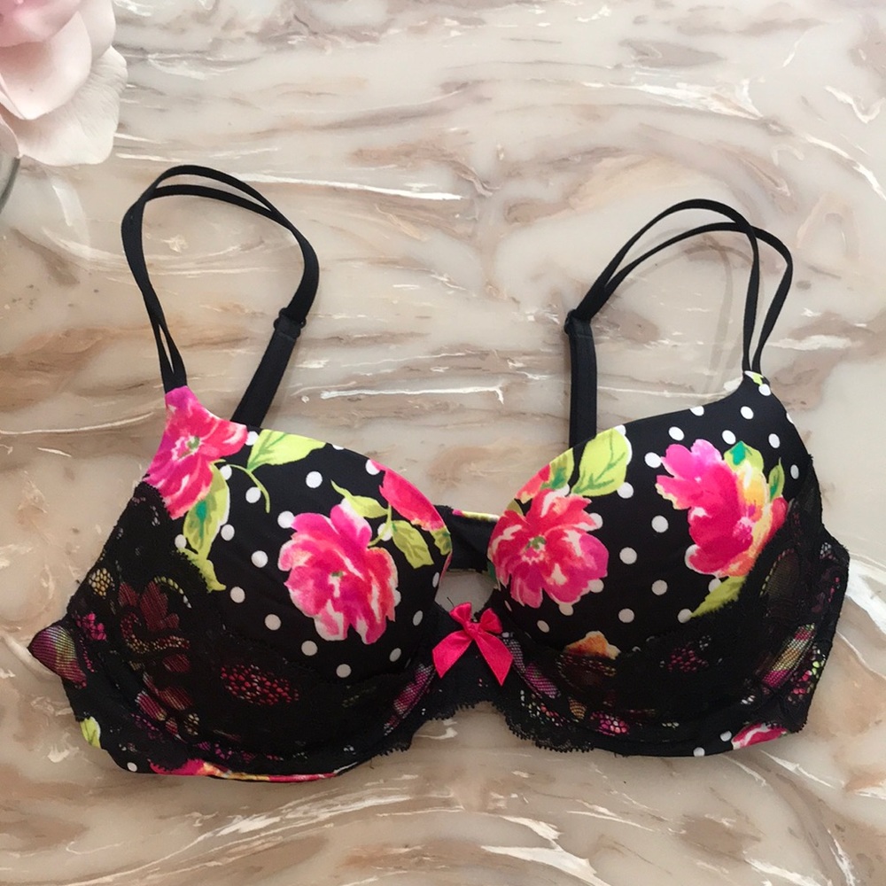 Victoria’s Secret floral very sexy push-up bra